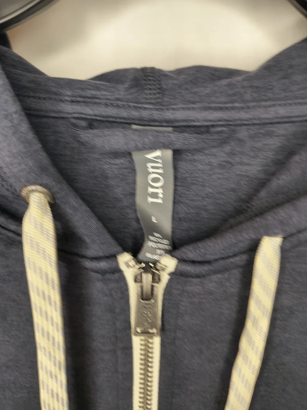 Navy blue Vuori Halo Performance Hoodie 2.0 - Picture 2 of 3